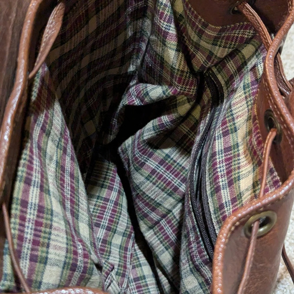 Overland Outfitters Brown Leather Backpack Zip Top Adjustable Straps Pockets - Picture 6 of 10